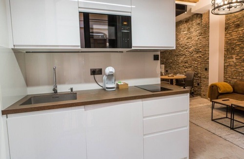 La Victoria Apartment | Authentic Studios Alzazaba
