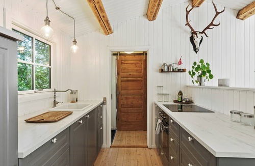 Odsherred Kommune House | Authentic wooden house with wild garden