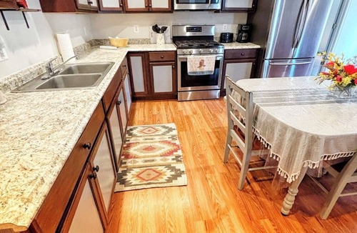 White Hall Apartment | Authentic working horse farm stay! Quiet, rural, and close to nature!