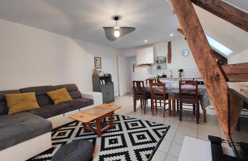Thury-Harcourt Apartment | Authentique appartement de charme - Accès direct Voie Verte au coeur de la Suisse Normande