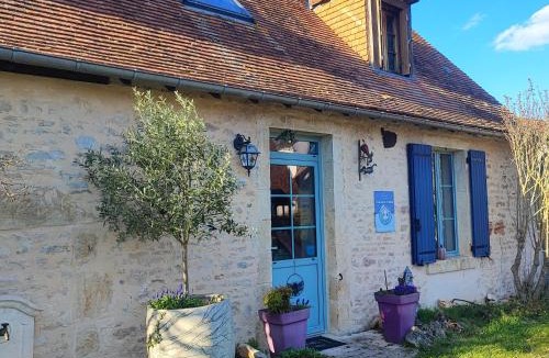 Lapan Bed & Breakfast | Authentique Chambres avec Tables d'hôtes et Gîte Rural de Ferme de la Fontenille