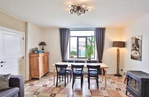 Sauveniere House | Authentique Confortable Convivial Spacieux Élégant