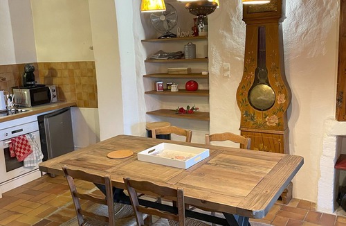 Rousset-les-Vignes House | Authentique Maison de Village en Drôme Provençale