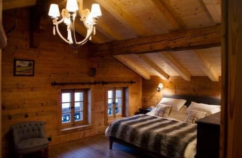 Vers L'Eglise House | Authentisches Schweizer Alpenchalet aus dem 18. by Interhome