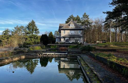 Rochefort Bed & Breakfast | Aux étangs fleuris
