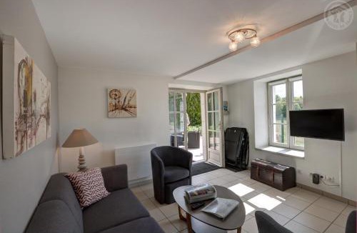 Usson-en-Forez House | Aux 3 provinces