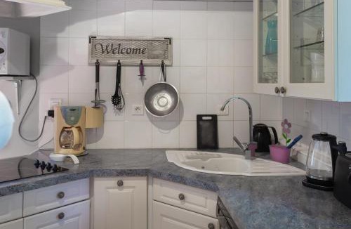 Aumagne House | Aux Agapanthes