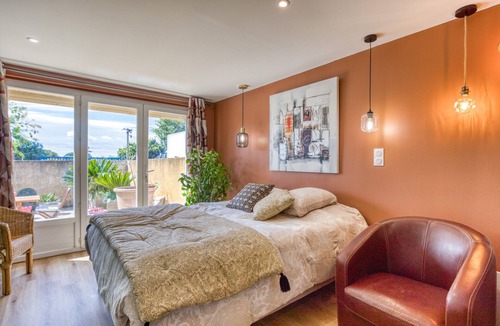 Saint-Just Bed & Breakfast | 'Aux Amelierets' Guest Room with Shared Pool, Shared Terrace, and Wi-Fi