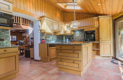 Saint-Offenge-Dessous House | AUX Paniers Coussins - Areyl