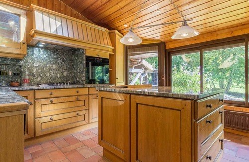 Saint-Offenge-Dessous House | AUX Paniers Coussins - Areyl