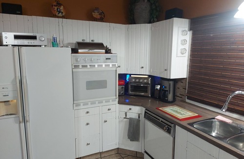 Canyon Meadows House | Available for STAMPEDE! Custom Solar House,Park,Hot Tub, Pool table, Fire Pit,