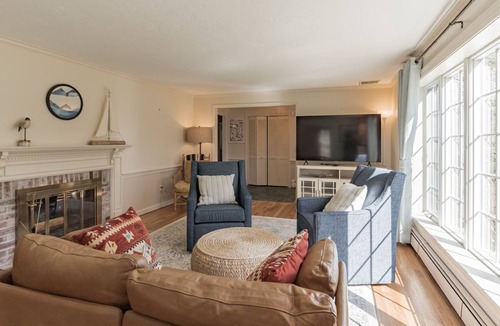 Marstons Mills House | Available off season! Family home, lots of space and yard, short drive to beach and shopping