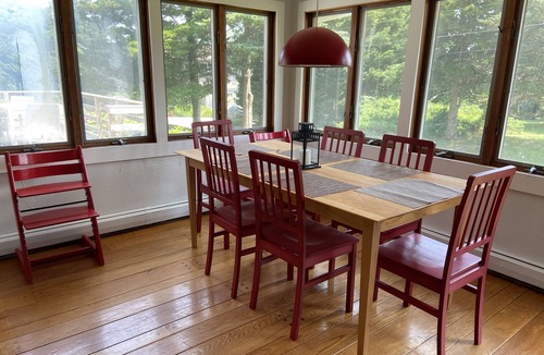 East Orleans House | AVAILABLE WEEK OF AUGUST 23! Renovated private & spacious Orleans 3B-2B.