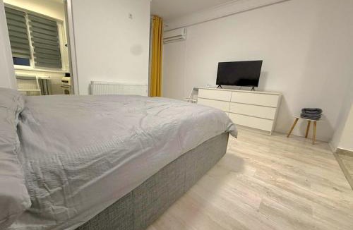 Bucharest Apartment | Avangarde City bloc 7