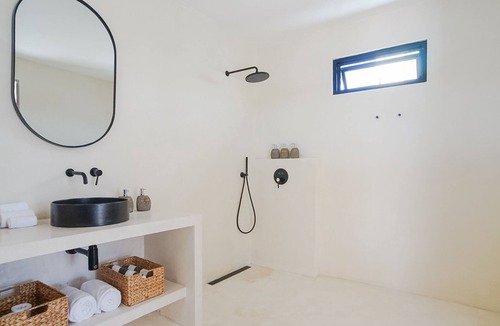 Babakan Hotel | Avanoa Villa