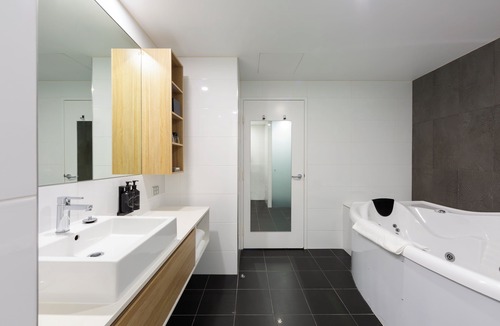 Canberra City Centre Hotel | Avenue Hotel Canberra