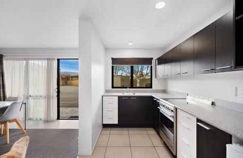 Alexandra Hotel | Avenue Motel
