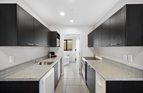 Alexandra Hotel | Avenue Motel