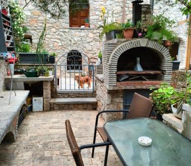 Avgonima House | Avgonima Chios Spitakia Cottages