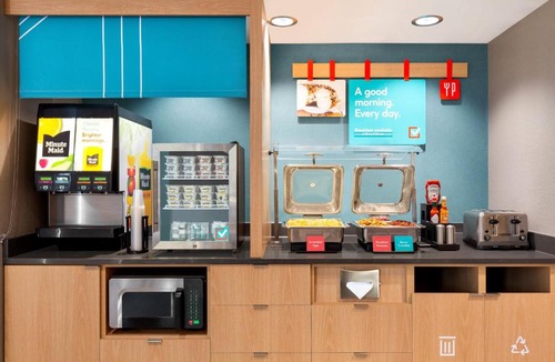 Victorville Hotel | avid hotel Victorville Hesperia by IHG