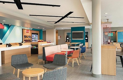 Byron Hotel | avid hotels - Byron - Warner Robins by IHG