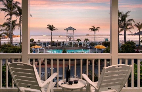 Avila Beach Hotel | Avila Lighthouse Suites