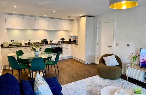 Cambridge Apartment | Avocado Tree Apartment - near Cambridge Station