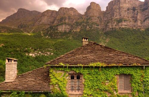 Papigo House | Avragonio