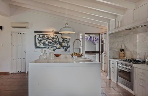 Canillas de Aceituno House | Award-winning villa on Málaga's highest mountain