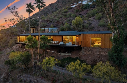 Camelback East House | Award-Winning Mountaintop Oasis - Camelback Mountain Phoenix