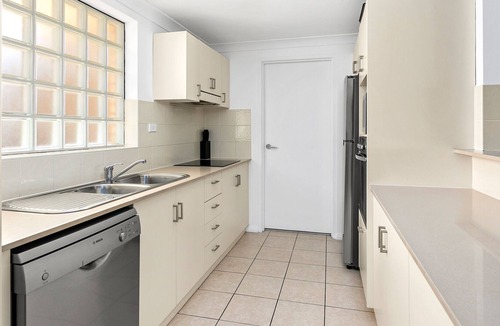 Shellharbour Apartment | Away On Addison - In the Heart of Shellharbour Village