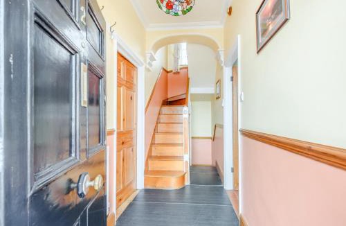 Aberaeron House | Awel-Y-Mor