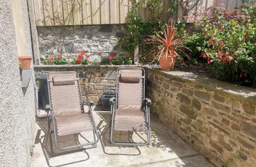 Aberaeron House | Awel-Y-Mor