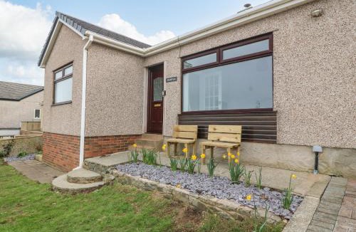 Llanfaelog House | Awelfryn