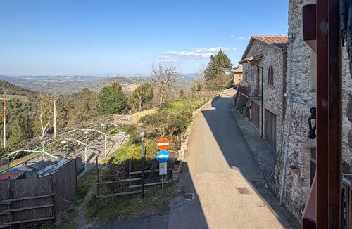 Montecastelli Apartment | Awesome apartment in Montecastelli Pisano