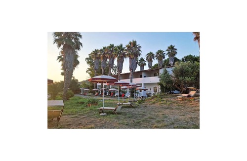 Briatico Apartment | Awesome apartment in Briatico with house sea view