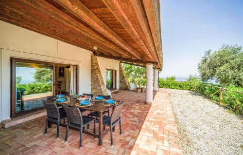 Collesano Apartment | Awesome Apartment In Collesano Pa With Wifi