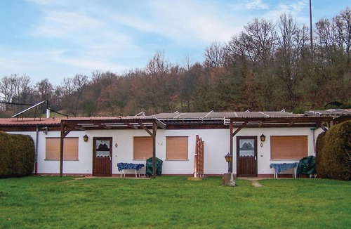 Graefendorf Apartment | Awesome apartment in Gräfendorf