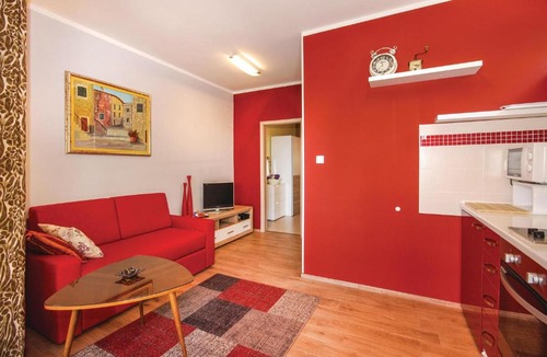 Opric Apartment | Awesome apartment in Ika with 1 Bedrooms and WiFi