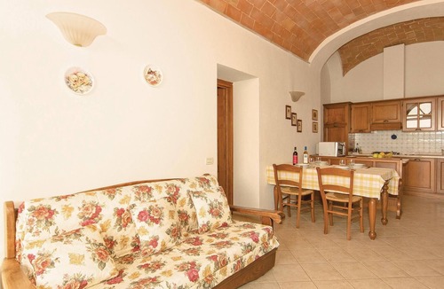 Pomarance Apartment | Awesome apartment in Pomarance PI