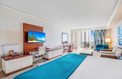 Sunny Isles Beach Resort | Awesome Beach Resort with Ocean view!