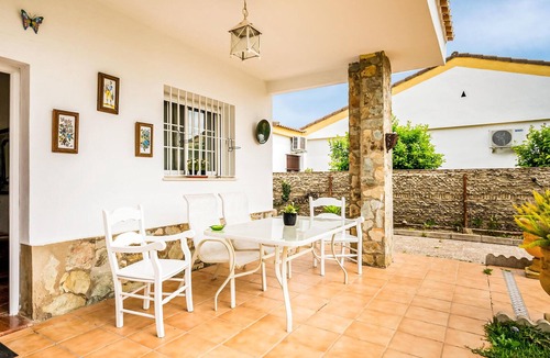 Valencina de la Concepcion House | Awesome home in Valencina de la Concep