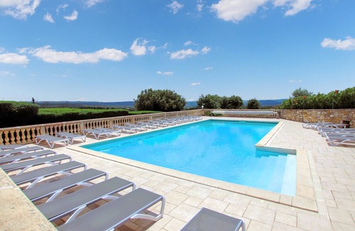 Bessas House | Awesome home in Bessas with heated swimming pool