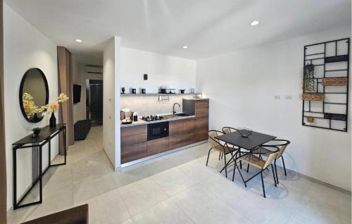 Crotone House | Awesome Home In Crotone With Private Swimming Pool, Can Be Inside Or Outside