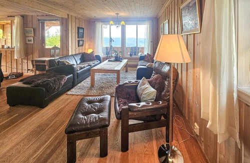 Kroderen House | Awesome home in Eggedal with sauna