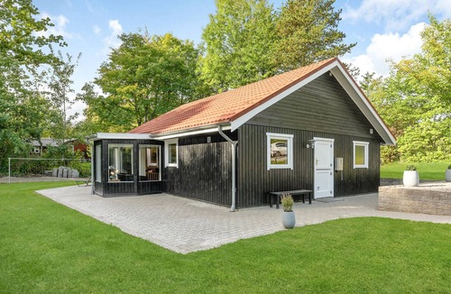 Kelstrup Strand House | Awesome home in Haderslev with kitchen