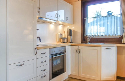 Feriendorf Hennesee House | Awesome home in Meschede with WiFi