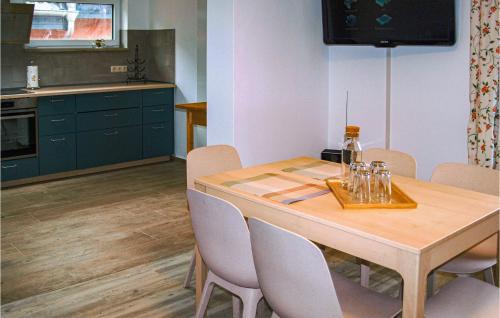 Neubrandenburg House | Awesome Home In Neubrandenburg With Wifi