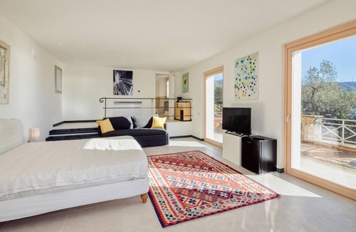 Recco House | Awesome home in Recco with WiFi