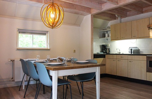 De Bult House | Awesome home in Steenwijk - De Bult